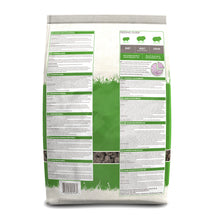Load image into Gallery viewer, Selective Naturals Botanical Guinea Pig Food 1.5kg
