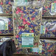 Load image into Gallery viewer, Nature's Own Grazing Tray Lavender Dreams 150g