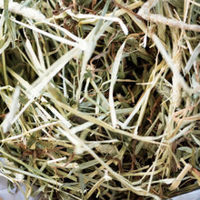 Load image into Gallery viewer, Natural Nibbles Canadian Timothy with Apple & Carrot 500g