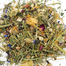 Load image into Gallery viewer, Rosewood Nature’s Salad 200g