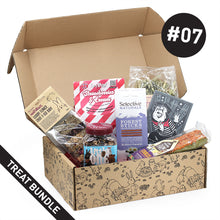 Load image into Gallery viewer, HayPigs!® Treat Box #07
