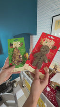 Load and play video in Gallery viewer, Little One Christmas Tree (for Guinea Pigs and Rabbits) 65g
